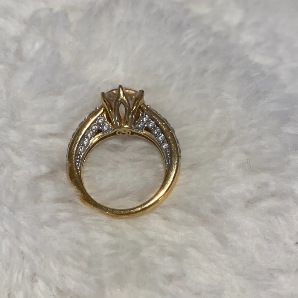 Remy Rotenier for Bella Luce “Tulip” ring - Picture 6 of 8